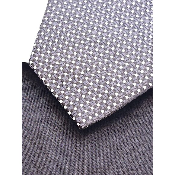 Bespoke New York Black & White Polka Dot Pattern Men's Neck Tie - Picture 12 of 13